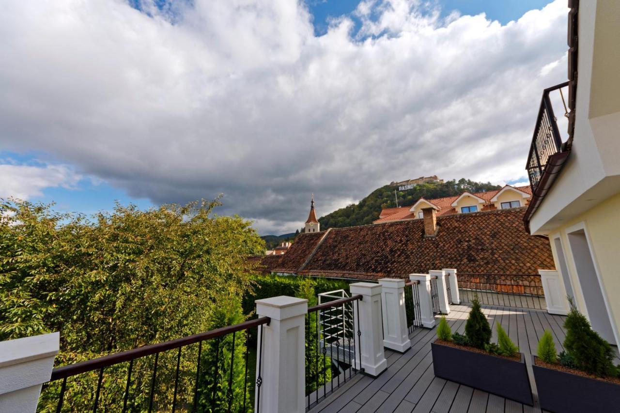 Apartaments Rîşnov Kültér fotó