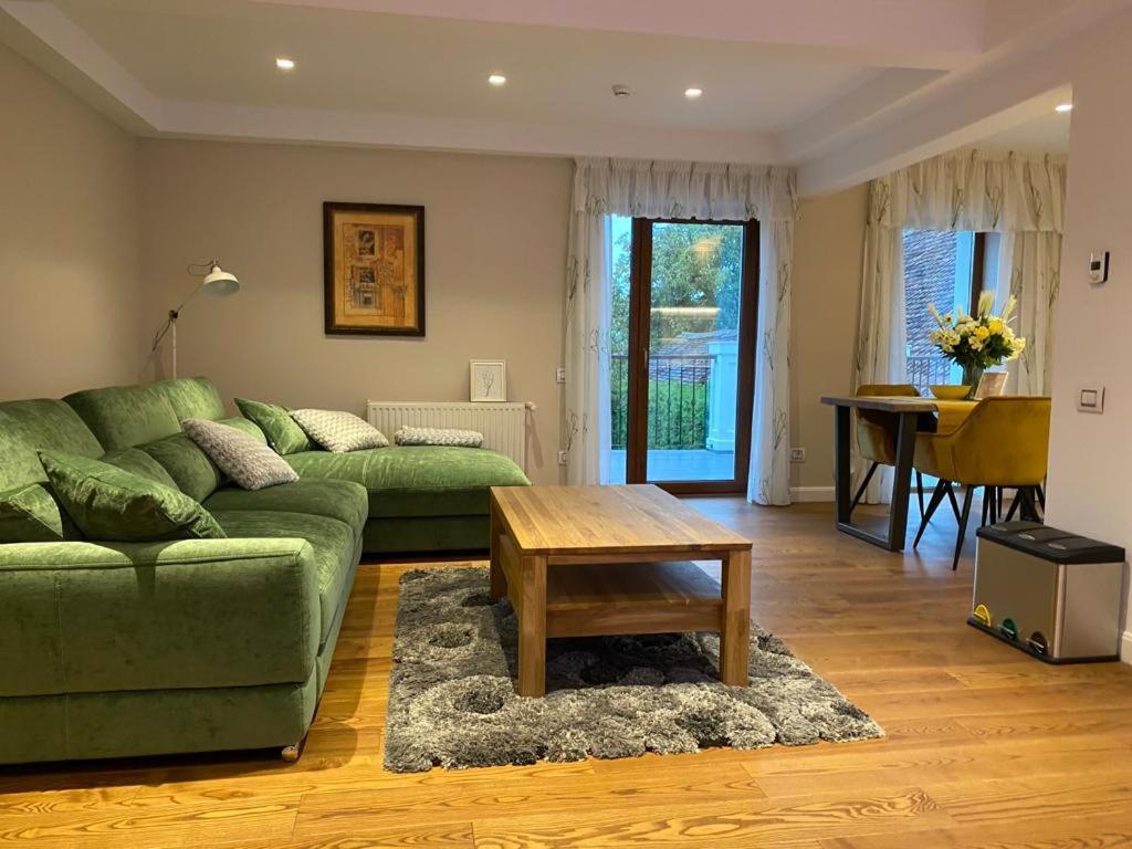 Apartaments Rîşnov Kültér fotó